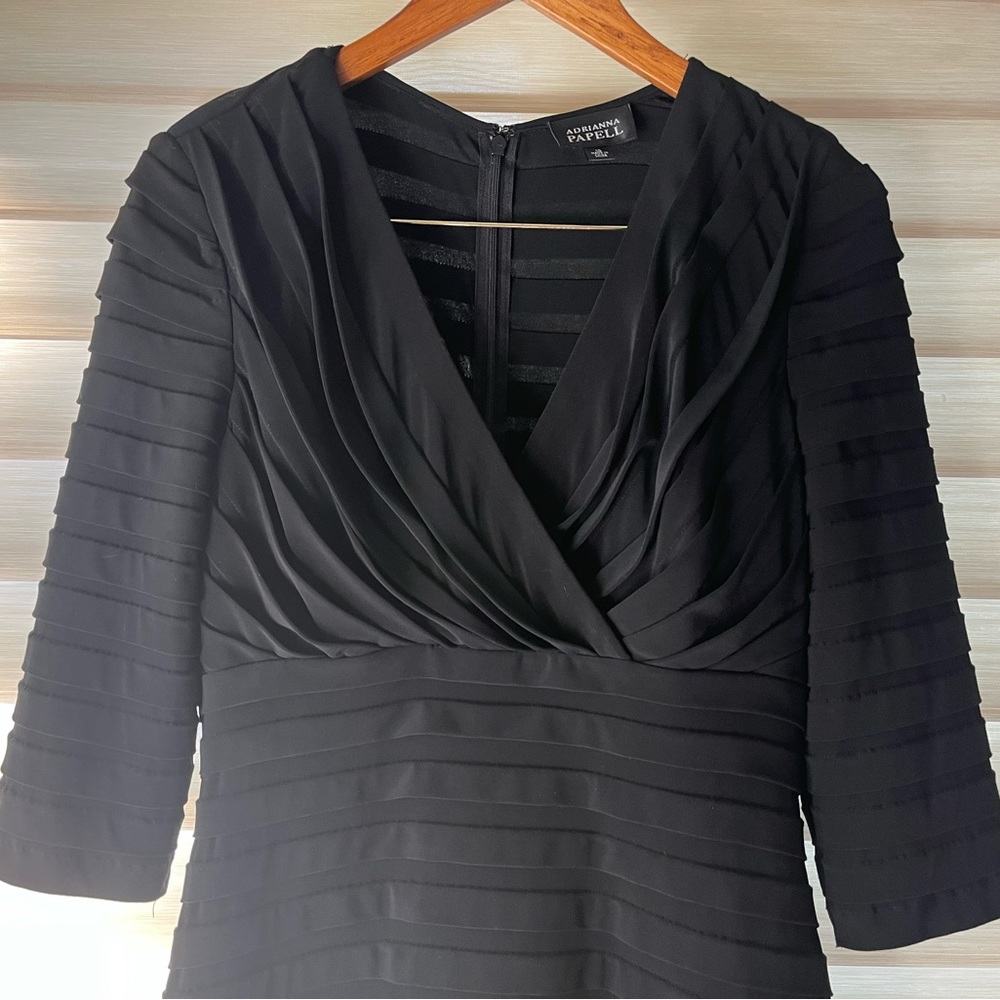 Adrianna Papell V Neck 3/4 Sleeves Dress - Picture 3 of 7